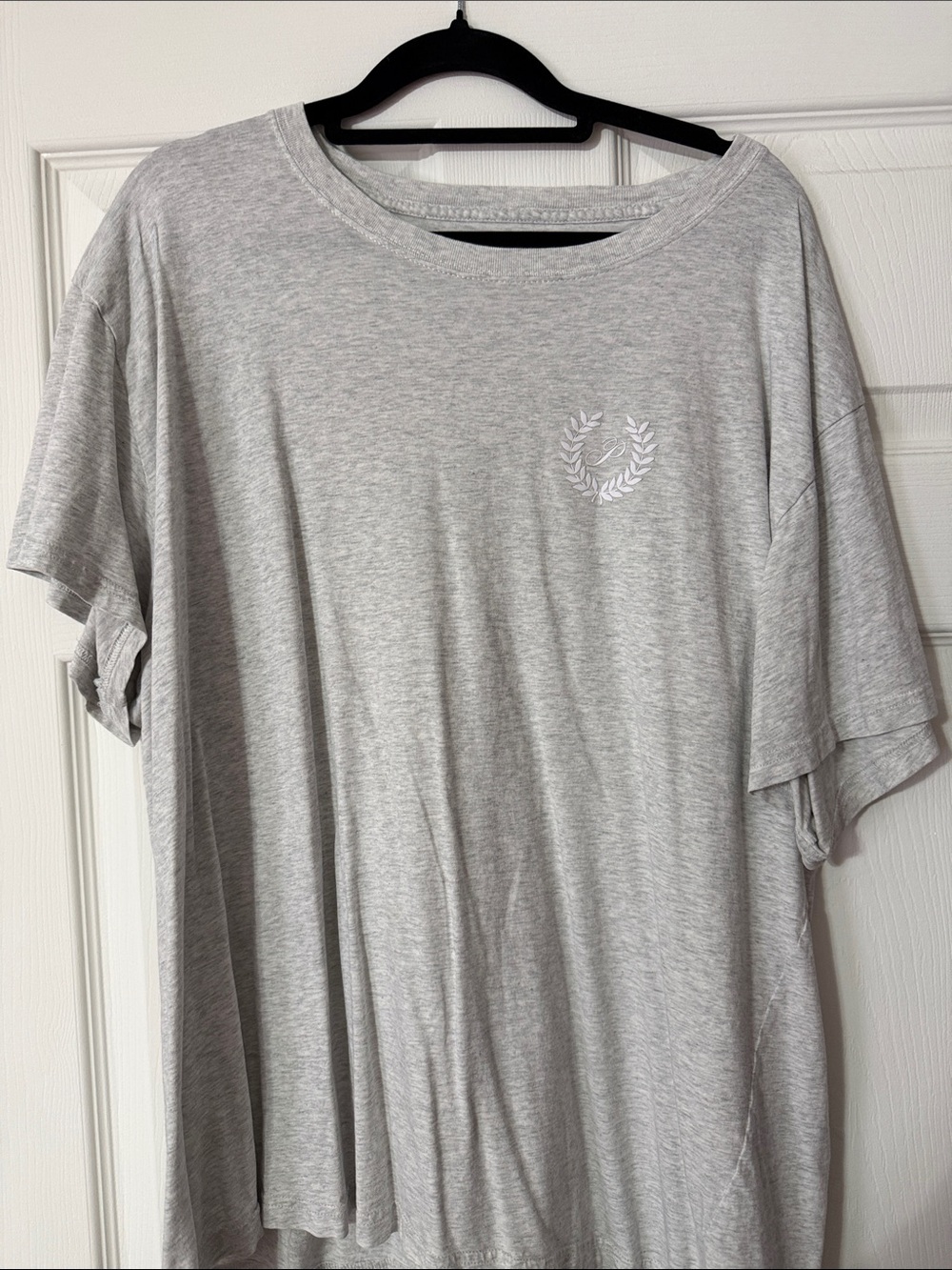 PINK Victoria's Secret Heather Gray Short Sleeve Crew Tee
